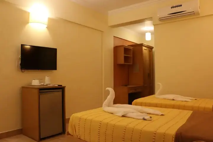 Калангут: Kingstork Beach Resort