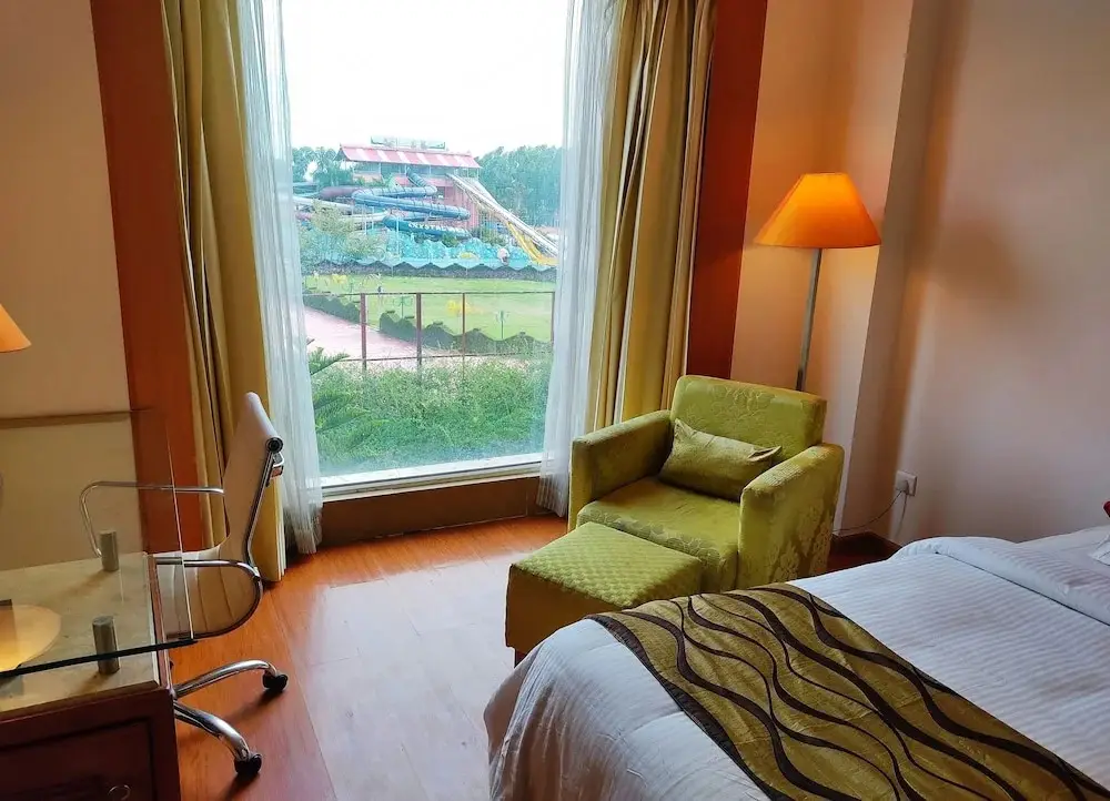Харидвар: Ambrosia Sarovar Portico