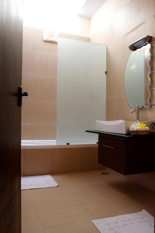 Бангалор: The Olive Suites