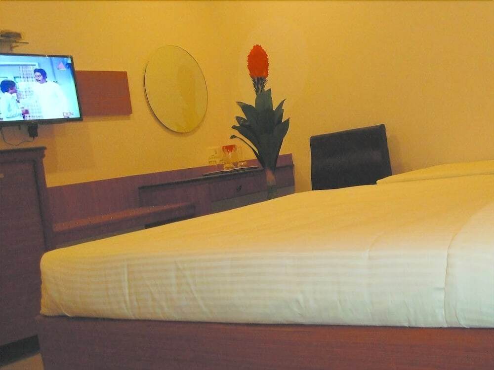 Бангалор: Hotel Kadmaba Guestline