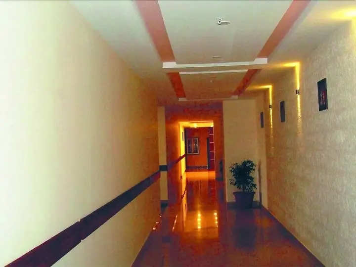 Бангалор: Hotel Kadmaba Guestline
