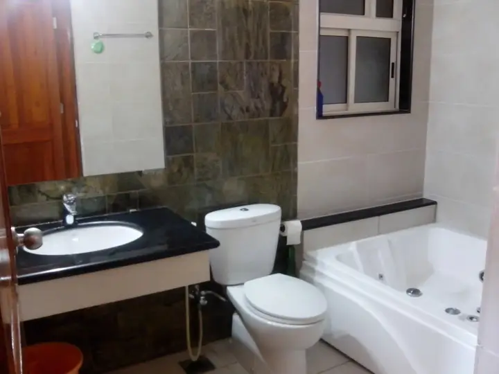 Пуна: Amigo Serviced Apartments - Kharadi