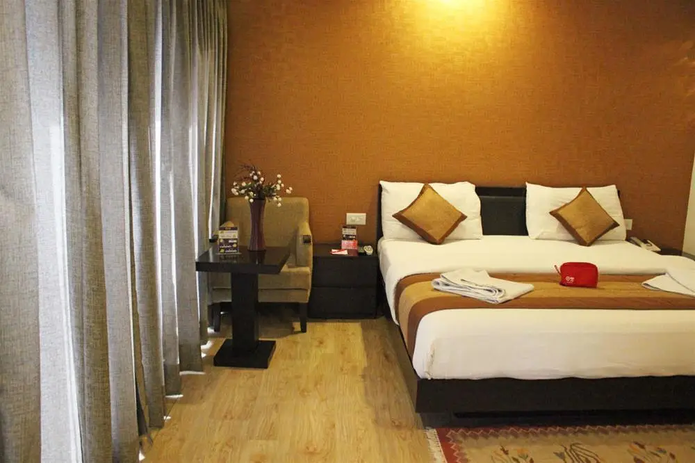 Нью-Дели: OYO Premium in Green Park Main Market