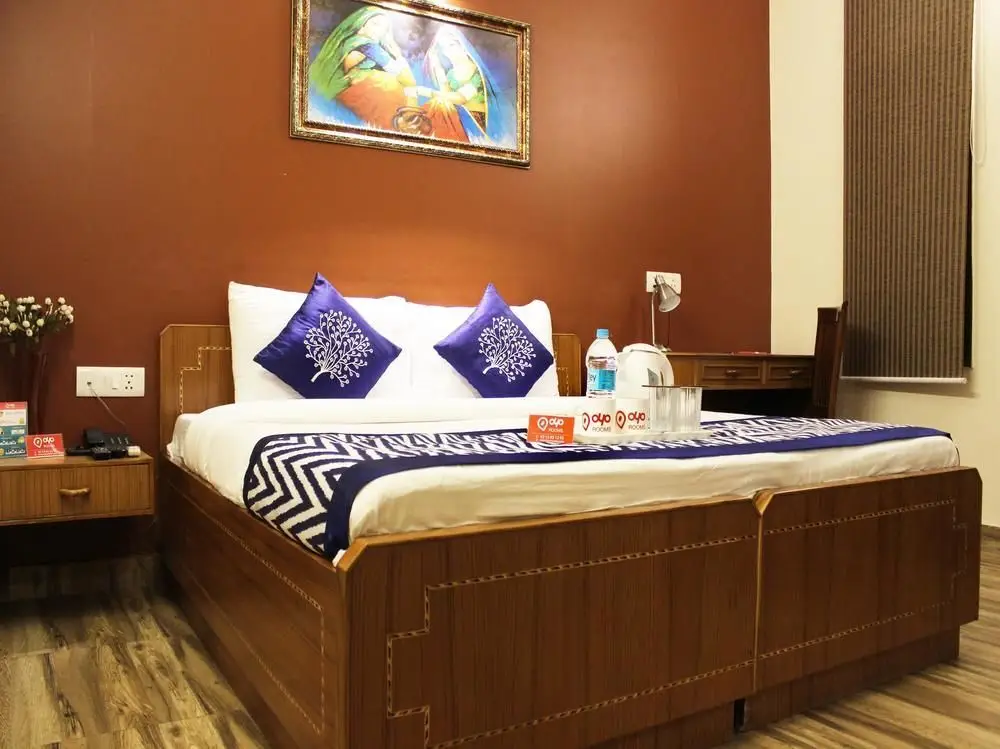 Нью-Дели: OYO 448 Hotel Pals Inn