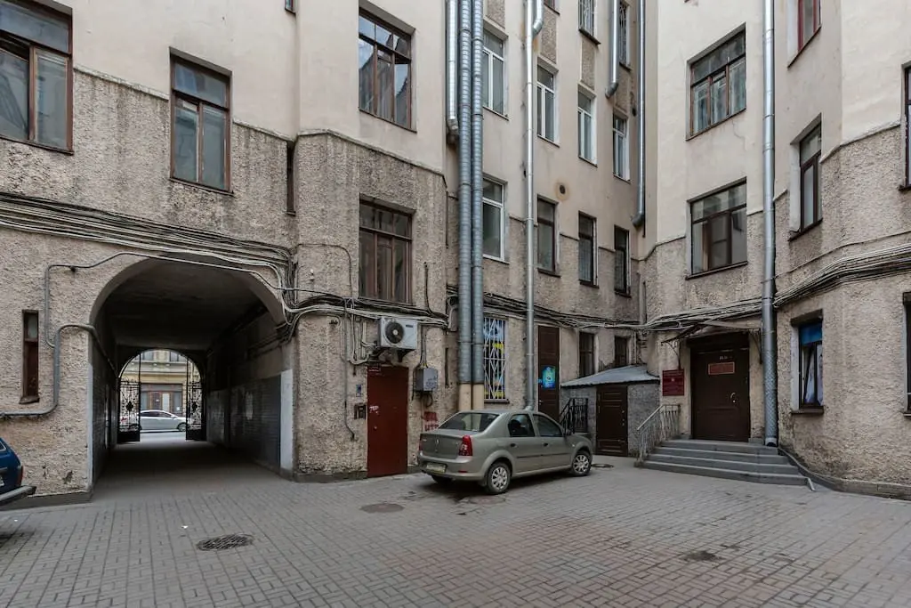 Санкт-Петербург: Na Nedelku Do Vtorogo Apartments