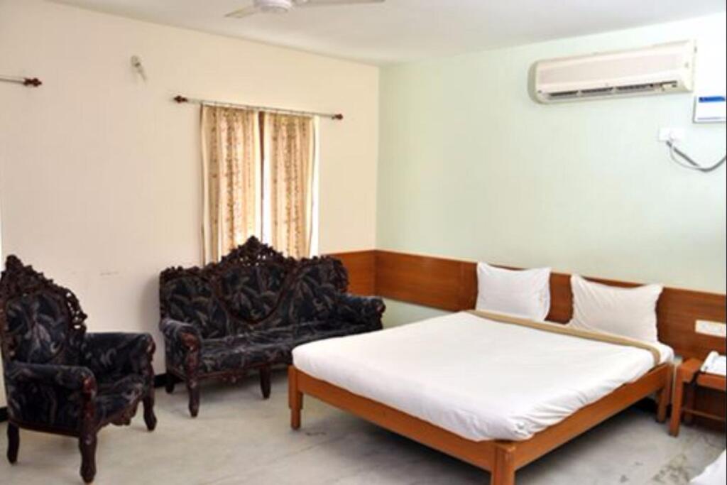 Пудучерри: Hotel Sarvamangalam Inn