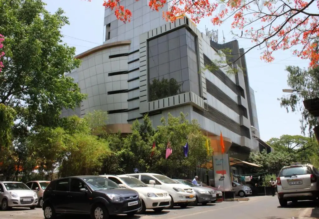 Пуна: FabHotel Krishna Presidency