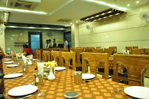 Вриндаван: Hotel Basera Brij Bhoomi