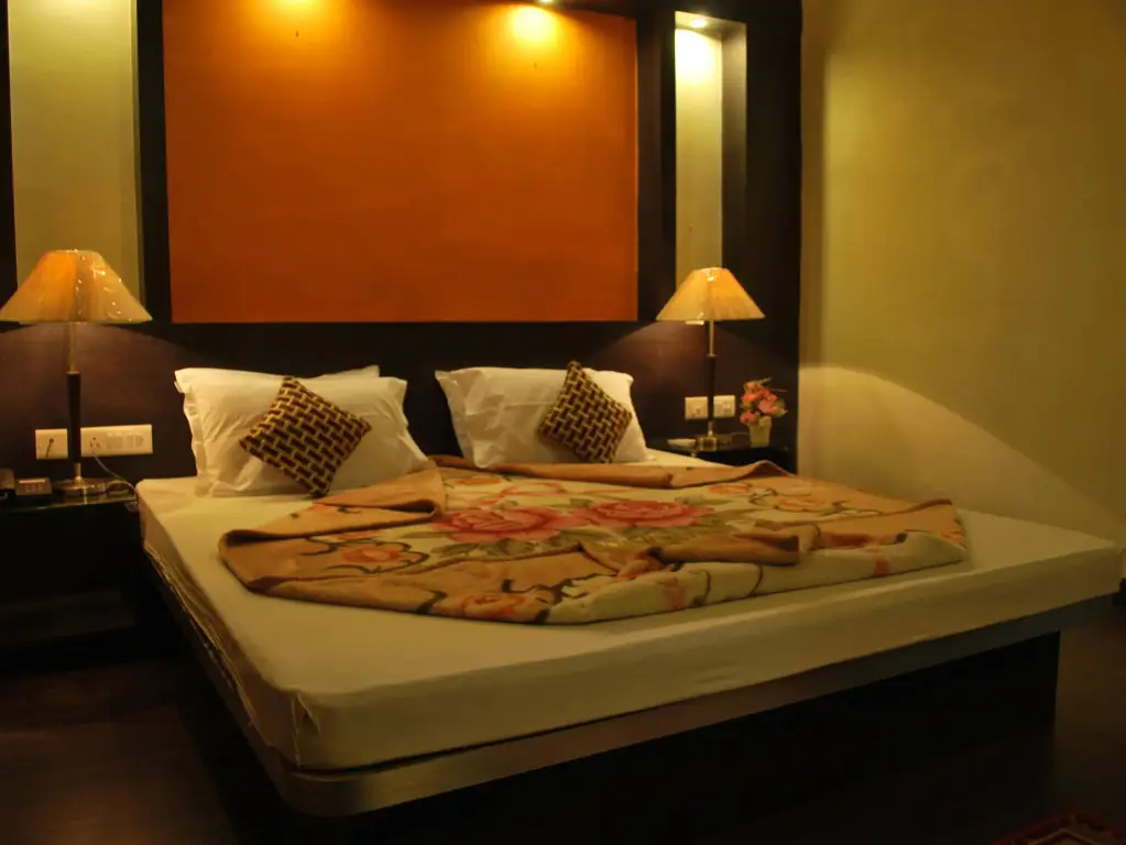 Ховрах: Lake Land Country Club Residency