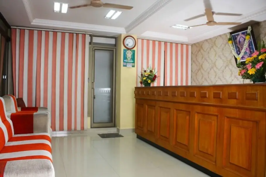 Eraniel: Hotel Srimaniya