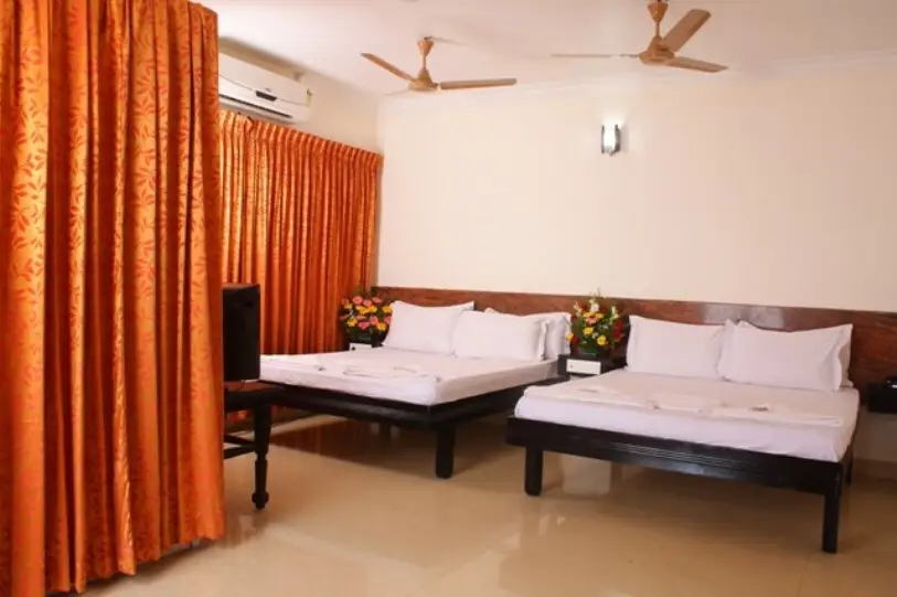 Eraniel: Hotel Srimaniya