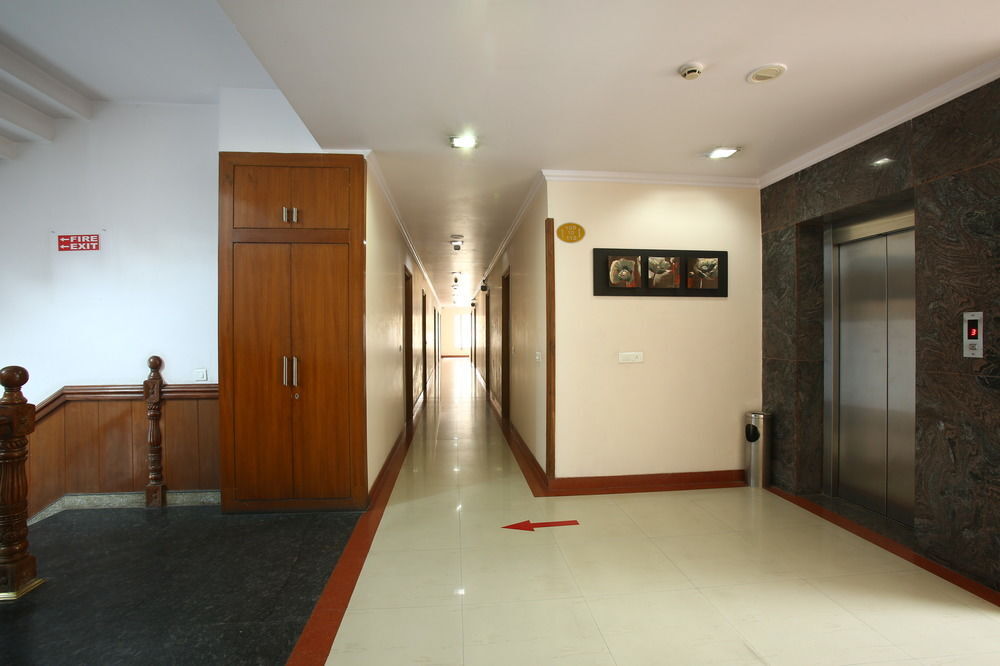 Гуруграм: Hotel The League Gurgaon