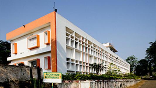 Перумал Ковил Пати: KTDC Garden House Malampuzha Dam