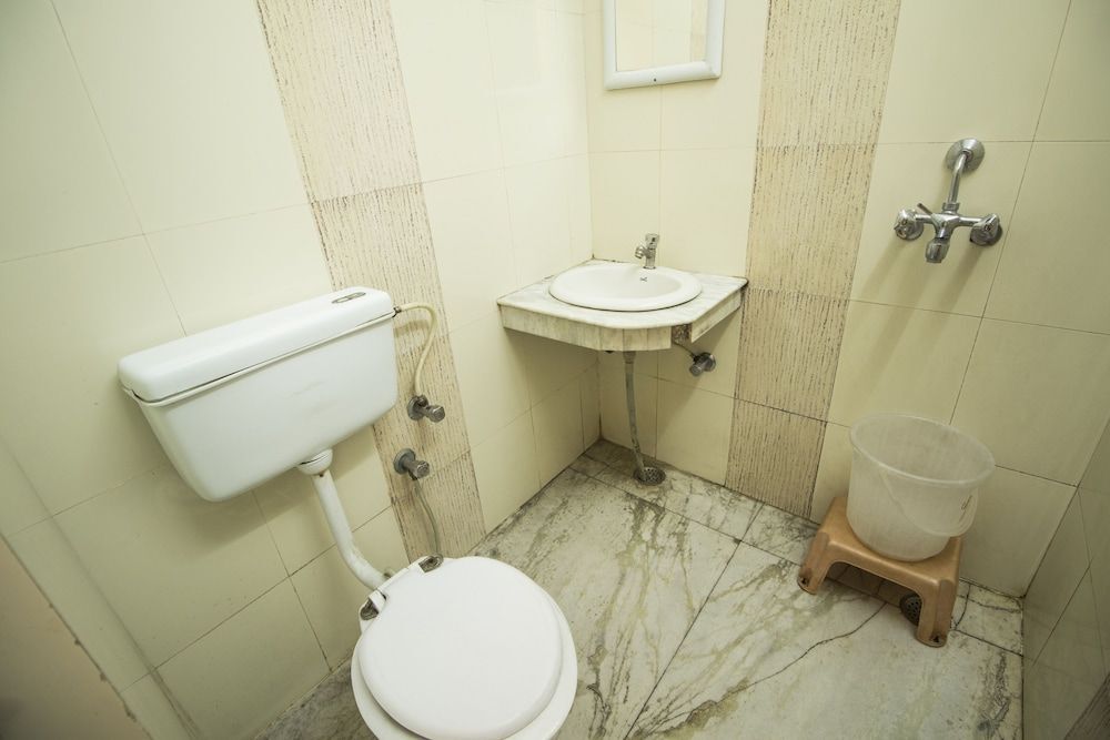 Дехрадун: Hotel Bajaj Inn