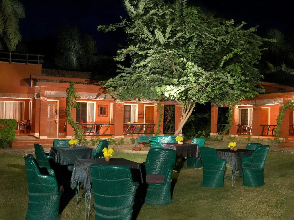 Садри: WelcomHeritage Maharani Bagh Orchard Retreat