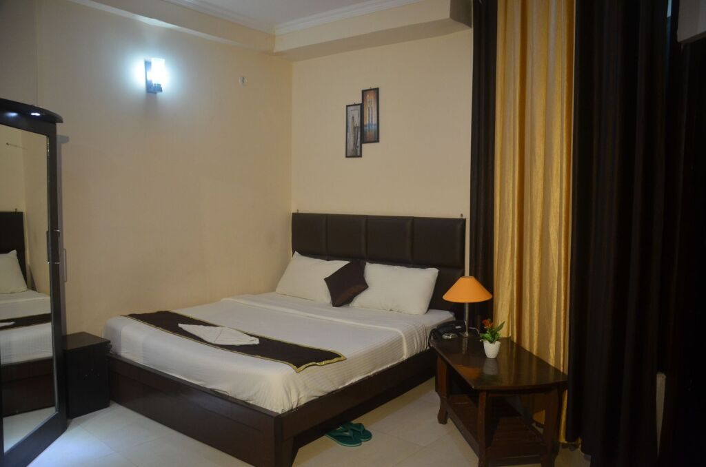 Чубаттакхал: Corbett Hill Resorts