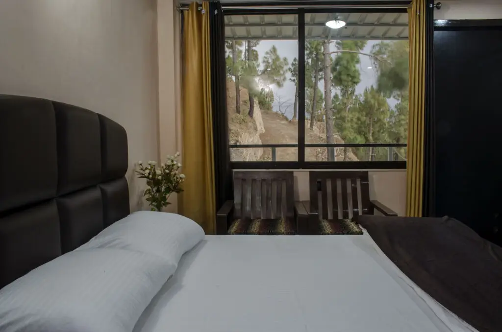Чубаттакхал: Corbett Hill Resorts