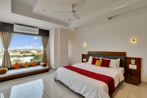 Goverdhan Greens Resort Dwarka — фото 1