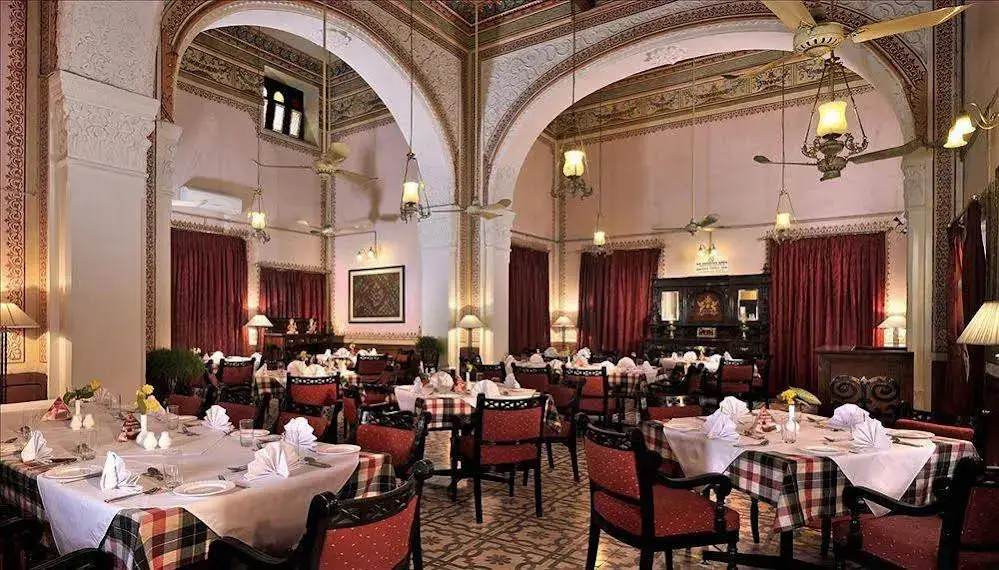 Кота: WelcomHeritage Umed Bhawan Palace