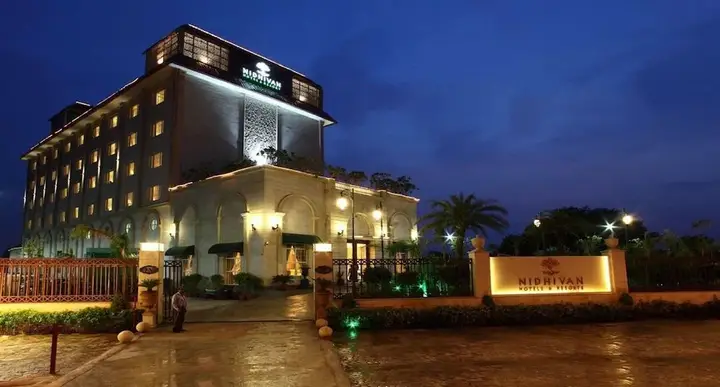 Вриндаван: Nidhivan Hotels & Resorts