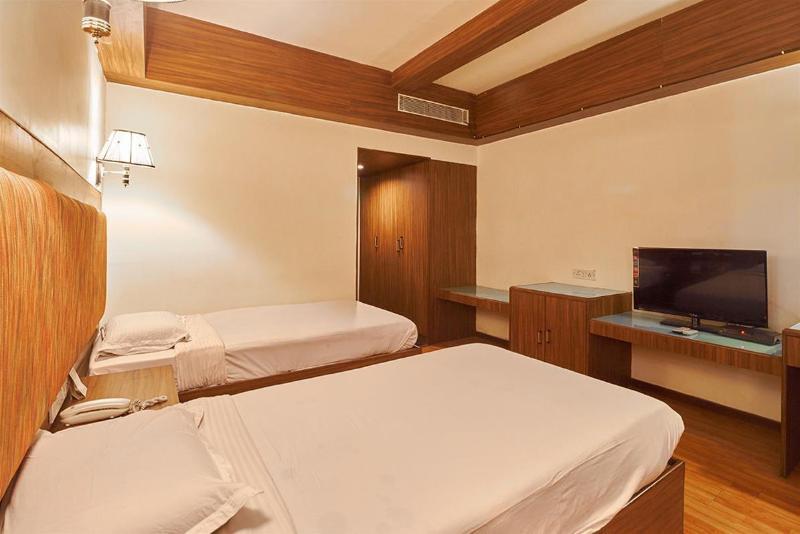 Ченнаи: The Checkers Hotel