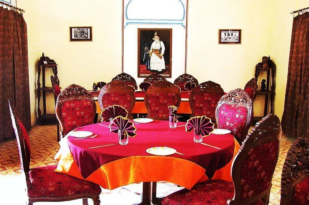 Басси: Bassi Fort Palace