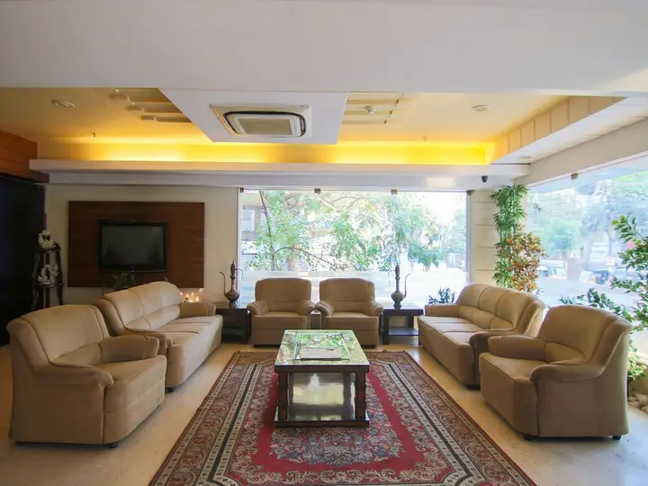 Висакхапатнам: OYO 1085 Hotel Budhil Park