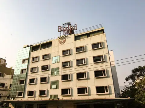 OYO 1085 Hotel Budhil Park — фото 1