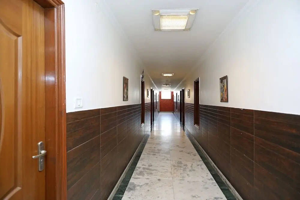 Гуруграм: OYO 677 Tanvi Villa