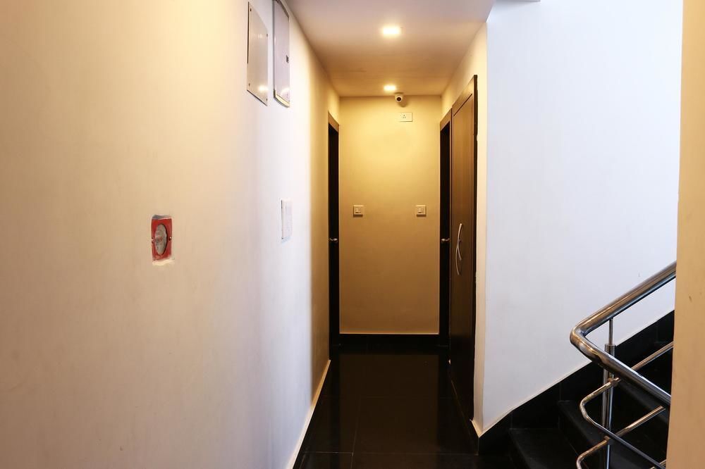 Колката: OYO 886 Hotel Sheldon International