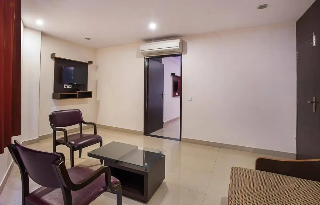 Джайпур: OYO 410 Hotel Lily Bay Inn