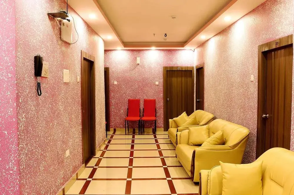 OYO 1628 Babul Hotel — фото 1