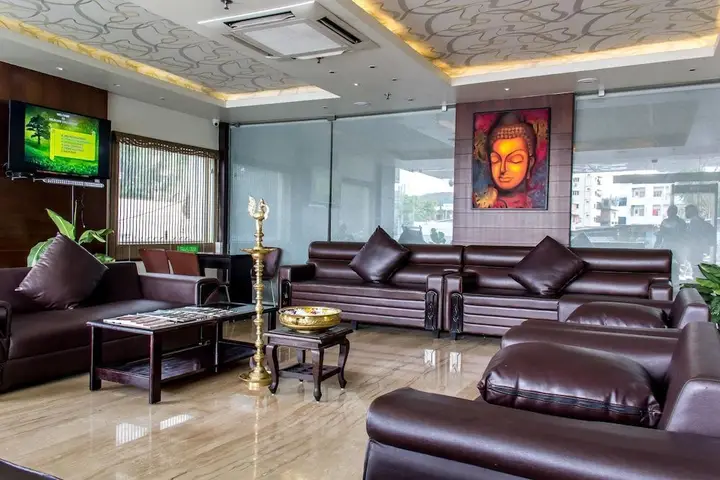 Висакхапатнам: OYO 1302 Hotel Green Apple