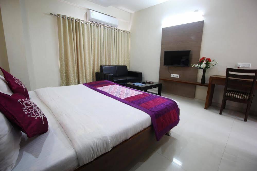 Ахмедабад: OYO Rooms Ahmedabad Airport Gandhinagar Highway