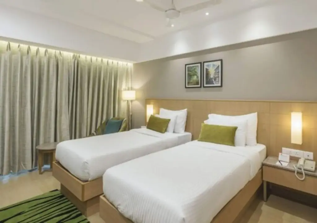 Тхане: GCC Northside Hotel