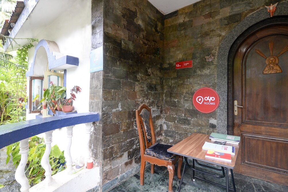 OYO 2074 StayOut Hotel Aston Ajoy Home Comfort — фото 1