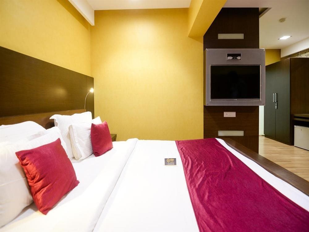 Панаджи: OYO Premium Panjim Mandovi River
