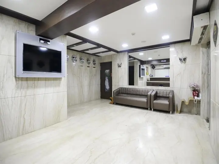 Панаджи: OYO Premium Panjim Mandovi River