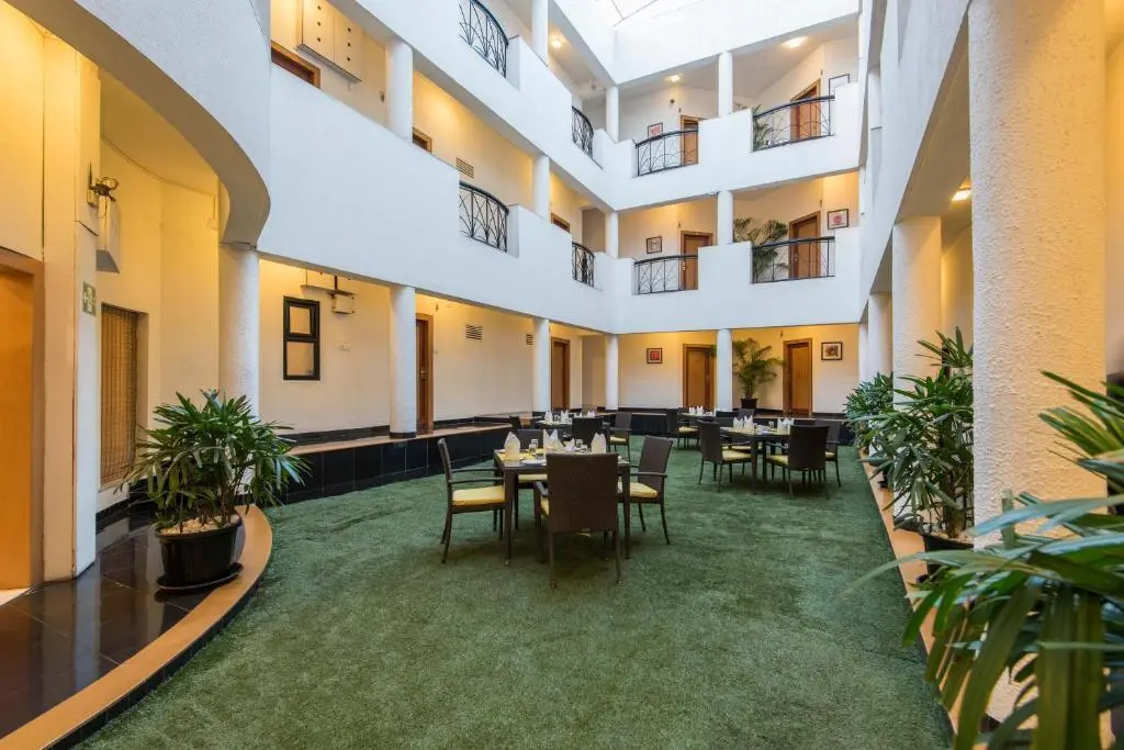 Пуна: Phoenix Hotel