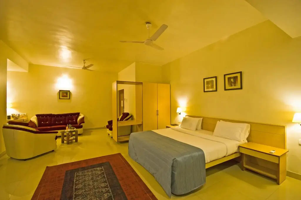 Пуна: Phoenix Hotel
