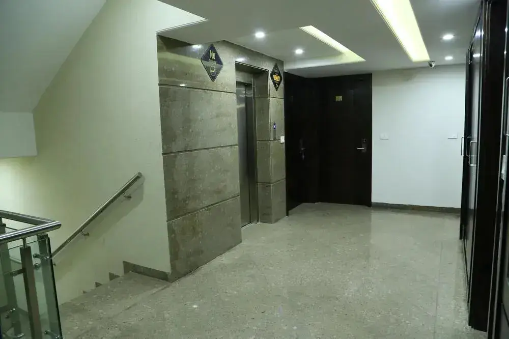 Мохали: OYO Premium Ptl Chowk Phase 5 Mohali(Cha095)