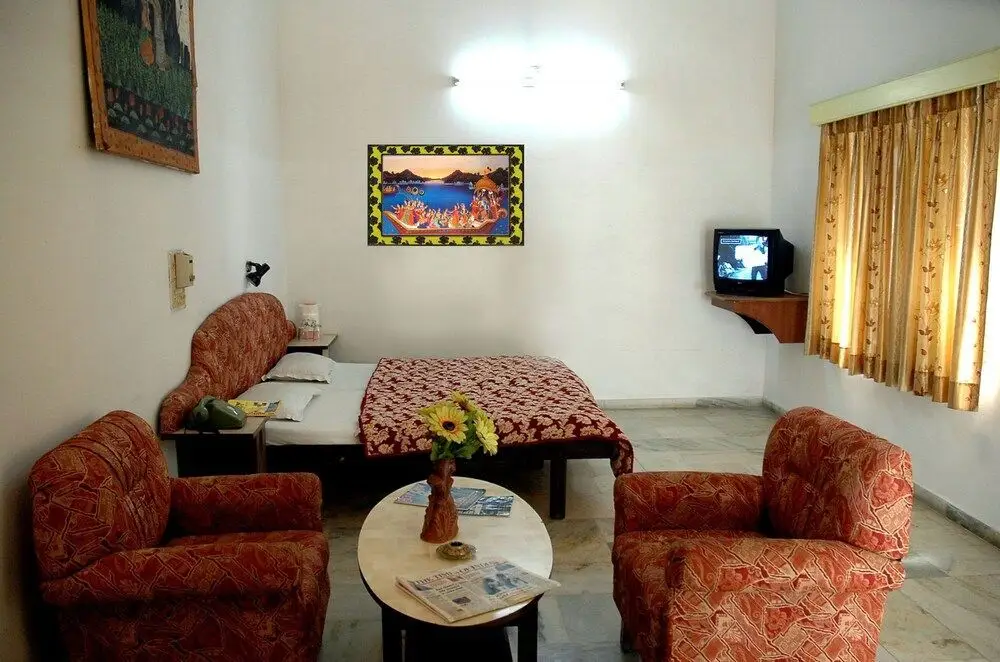 Удаипур: Hotel Saheli Palace
