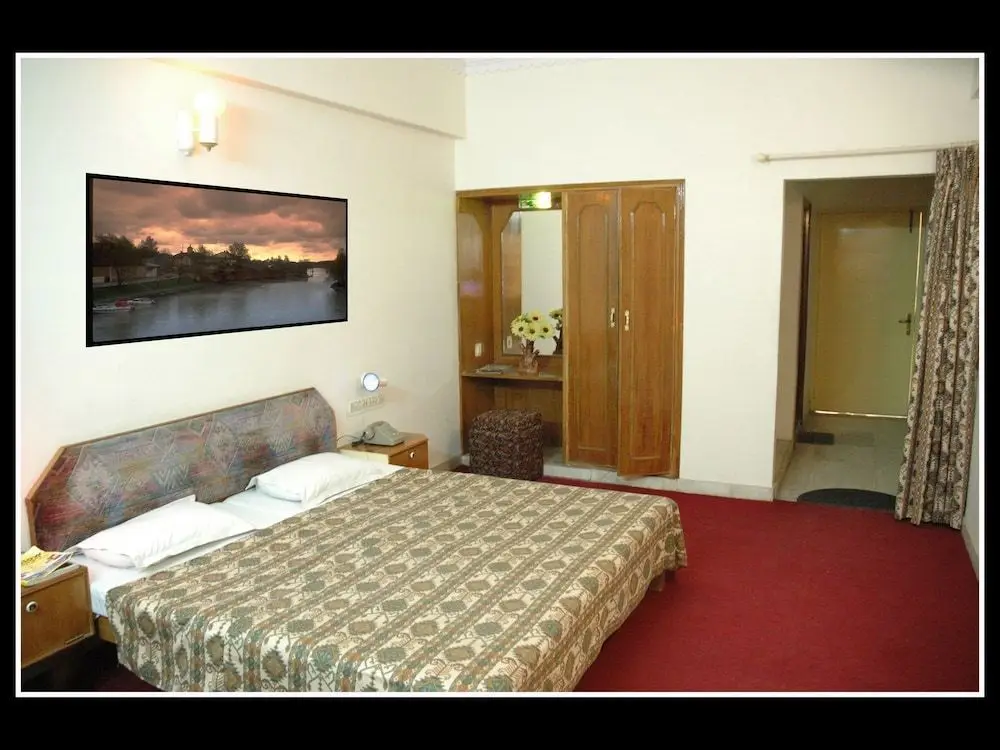 Удаипур: Hotel Saheli Palace