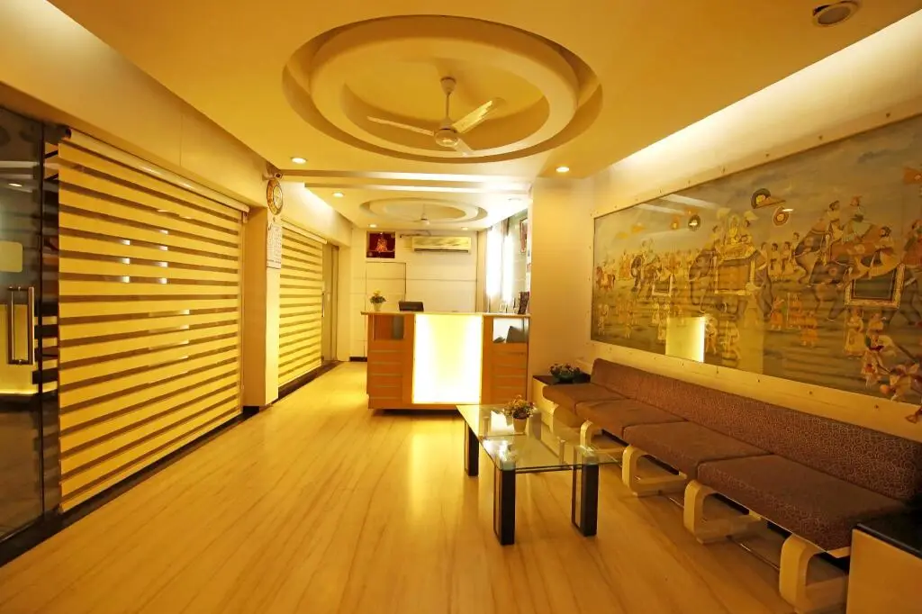 Hotel Ashish Palace — фото 1