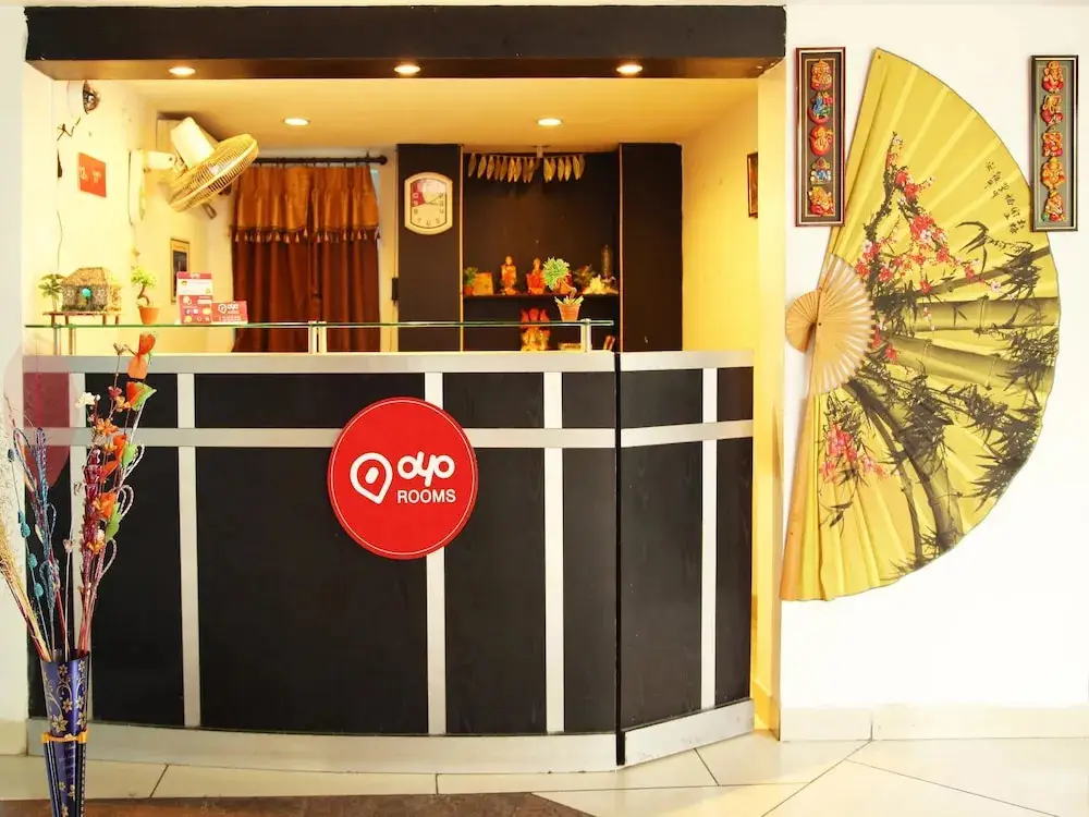 Колката: OYO 2302 Ballygunge