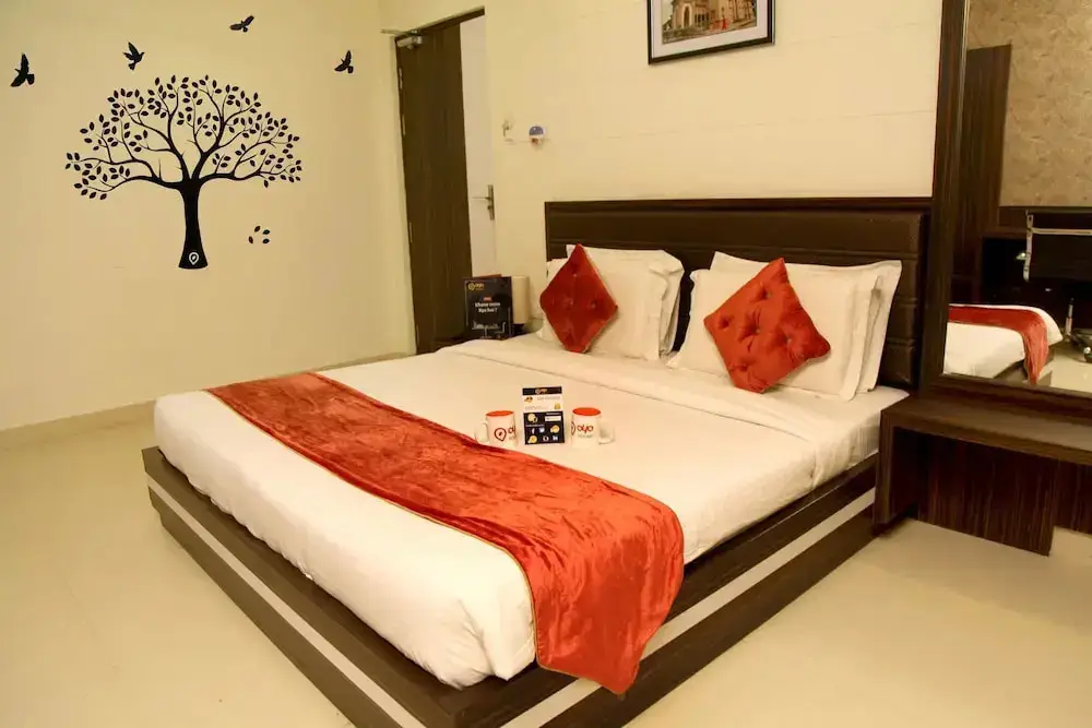Варанаси: OYO 2244 Hotel Premiere Villa