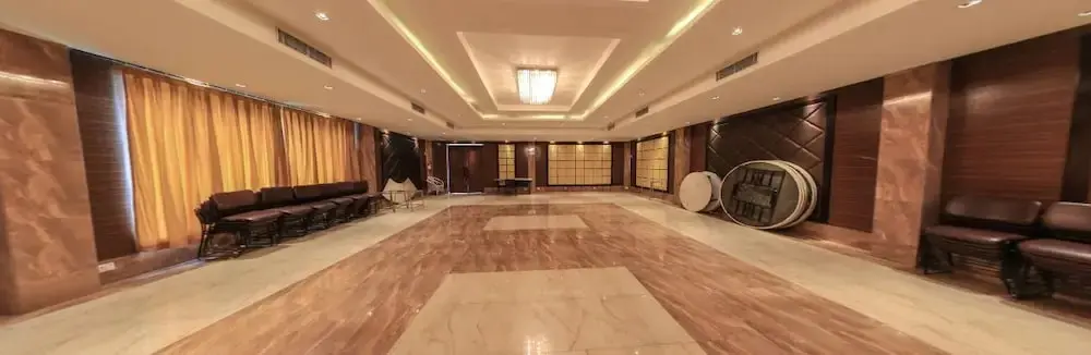 Пури: OYO 3010 Chanakya BNR Hotel