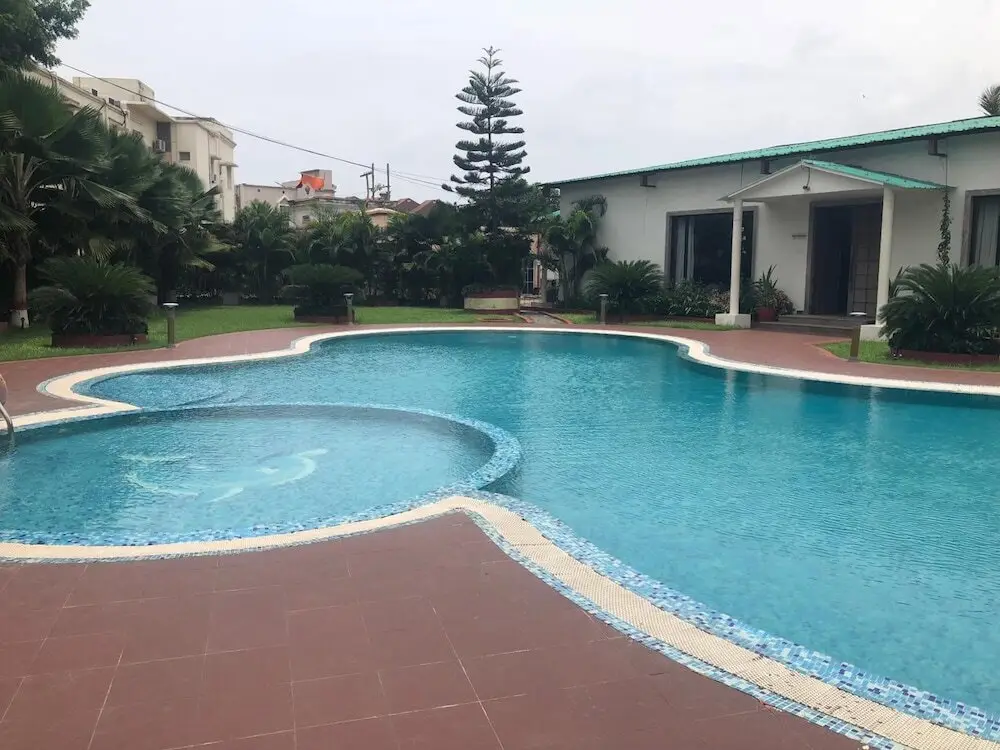 Пури: OYO 3010 Chanakya BNR Hotel