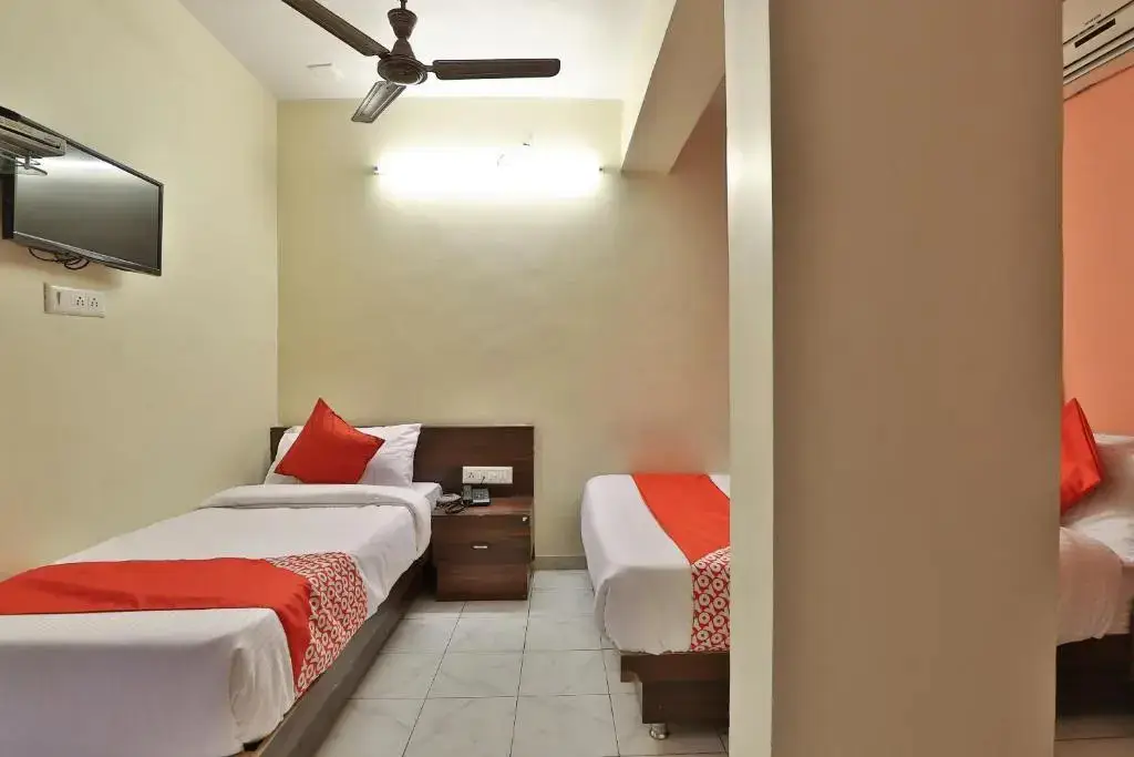 Ахмедабад: OYO Rooms Maninagar Station 3