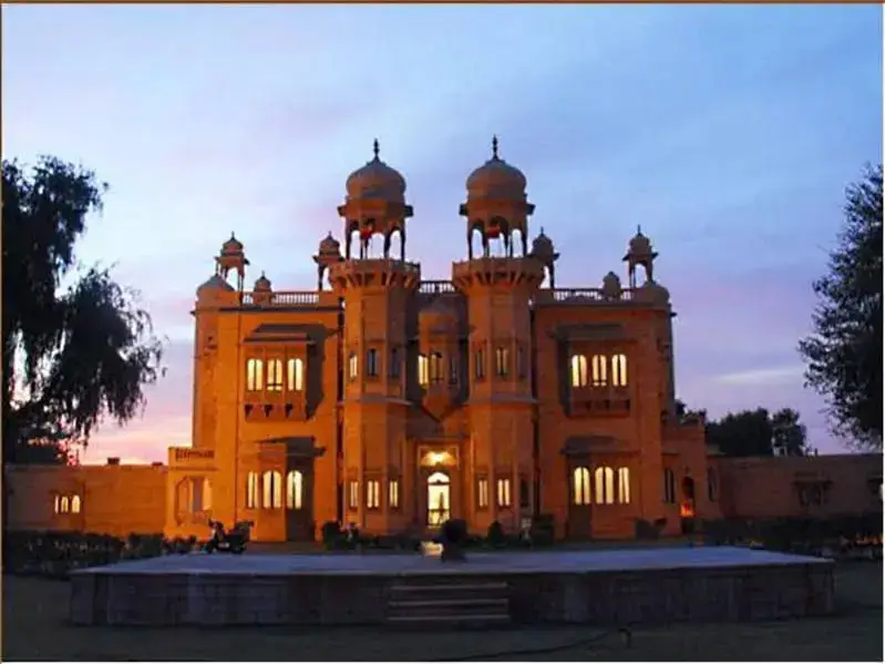 Джайсалмер: Jawahar Niwas Palace